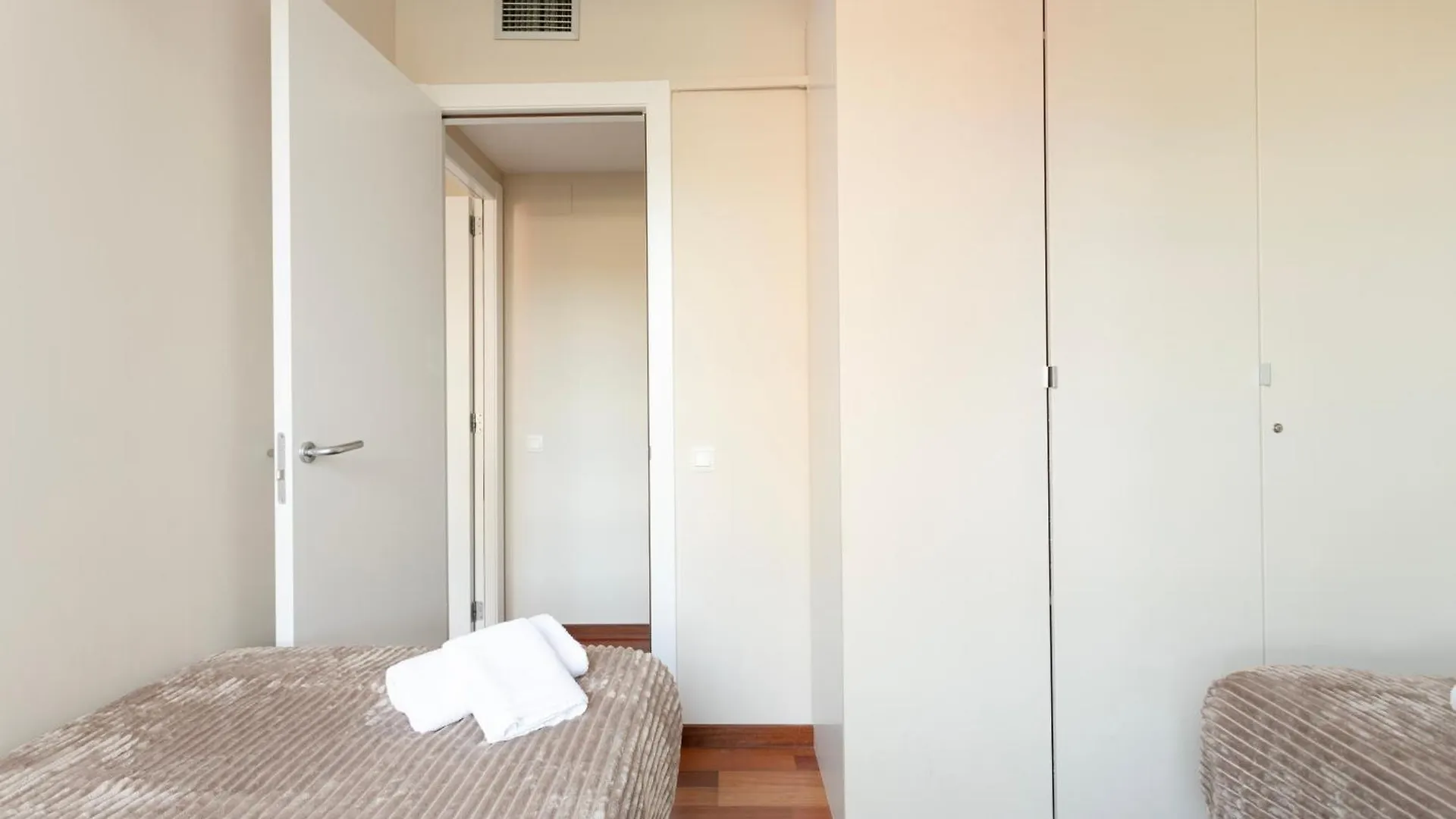 Ab Diagonal Sant Adria De Besos Apartment