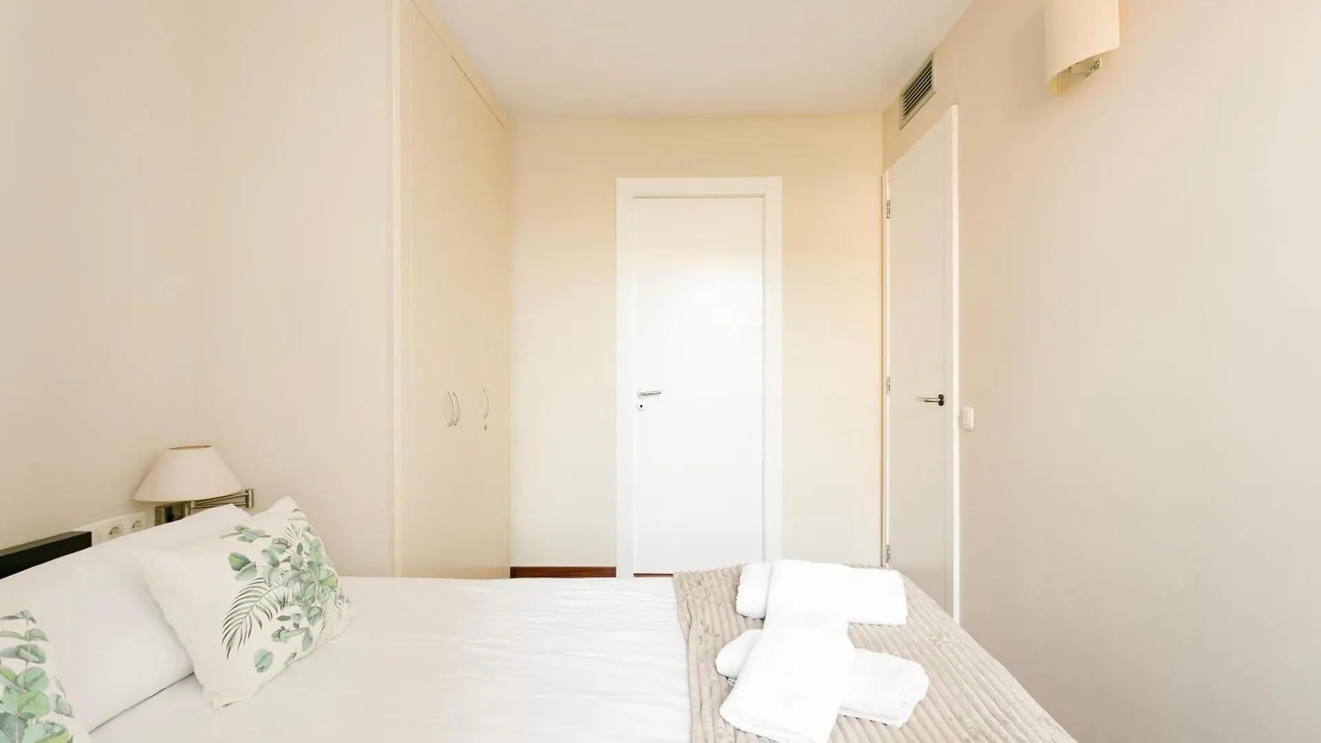 Ab Diagonal Sant Adria De Besos Apartman